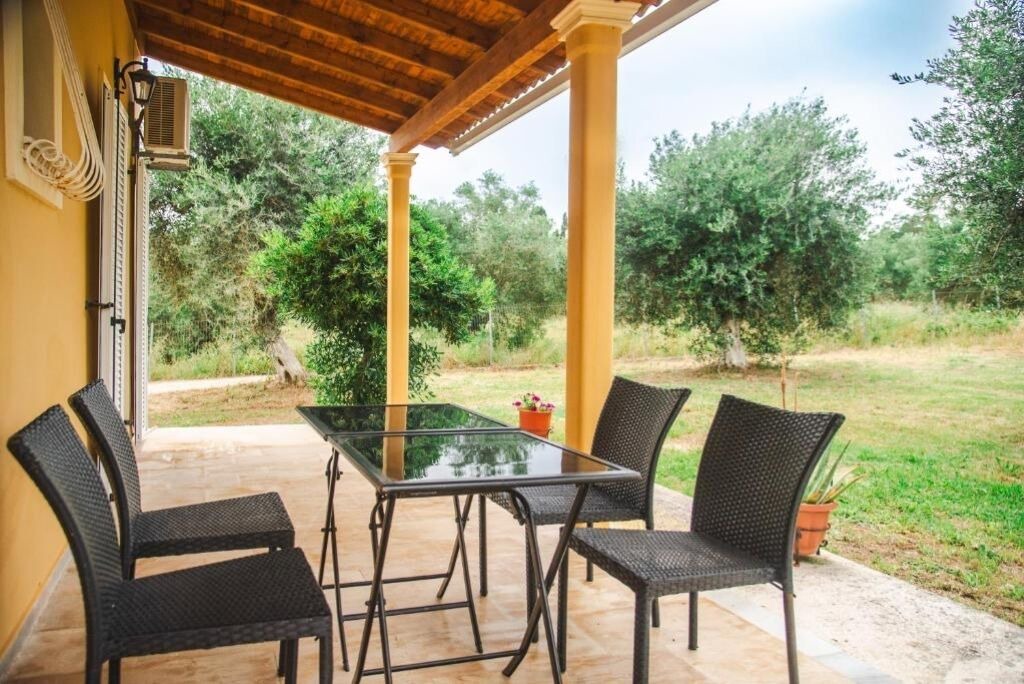 Photo of Outdoor in Molos