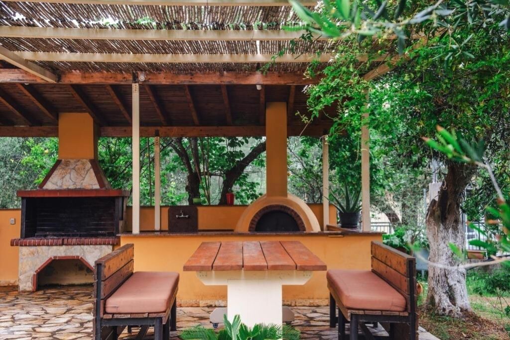Photo of Outdoor in Molos