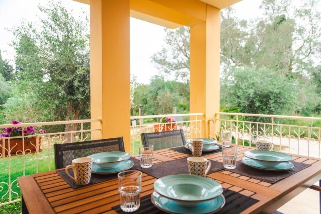 Photo of Outdoor in Molos