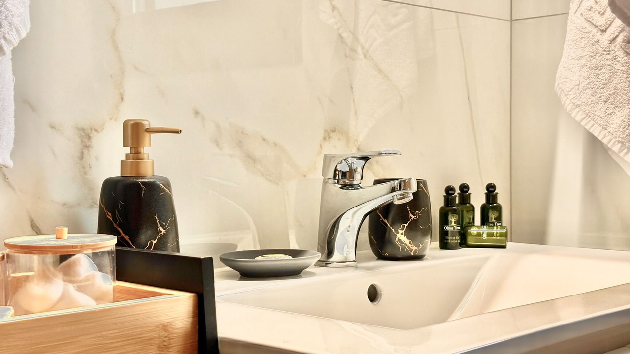Photo of Bathroom in Vatos