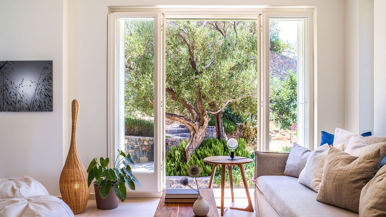 Photo of Livingroom in Elounda