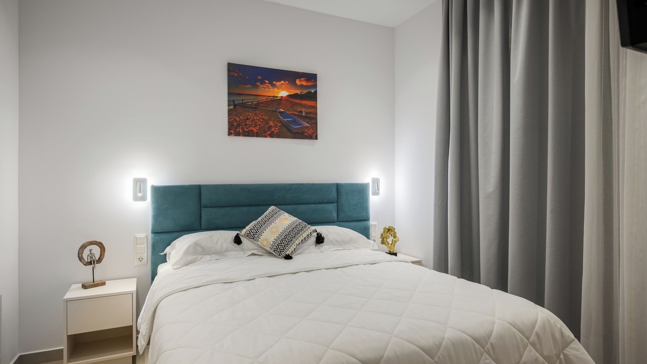 Photo of Bedroom in Ipsos