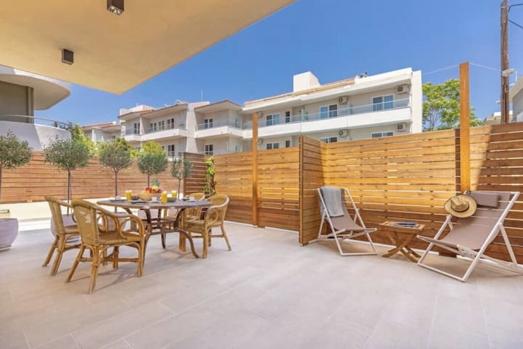 Photo of Outdoor in Ixia