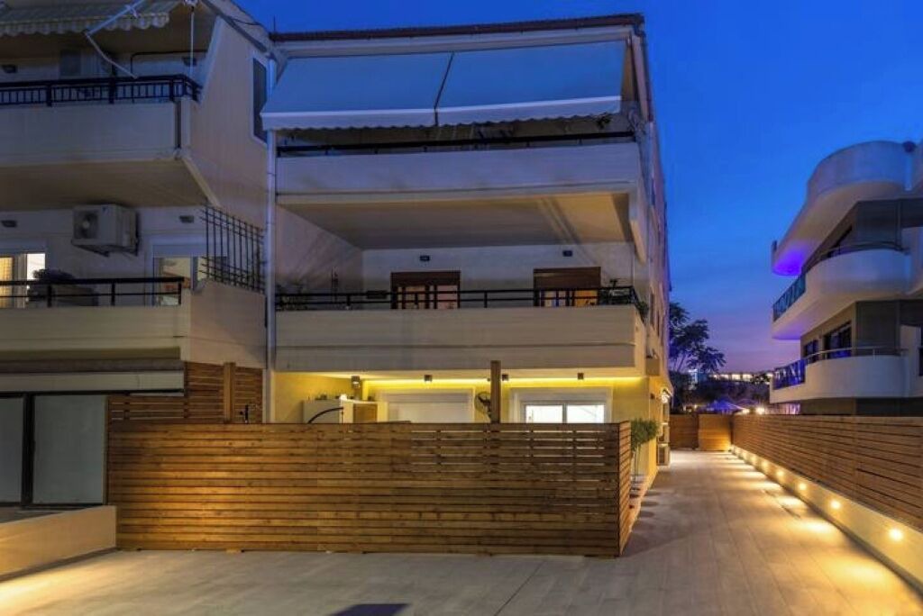 Photo of Outdoor in Ixia