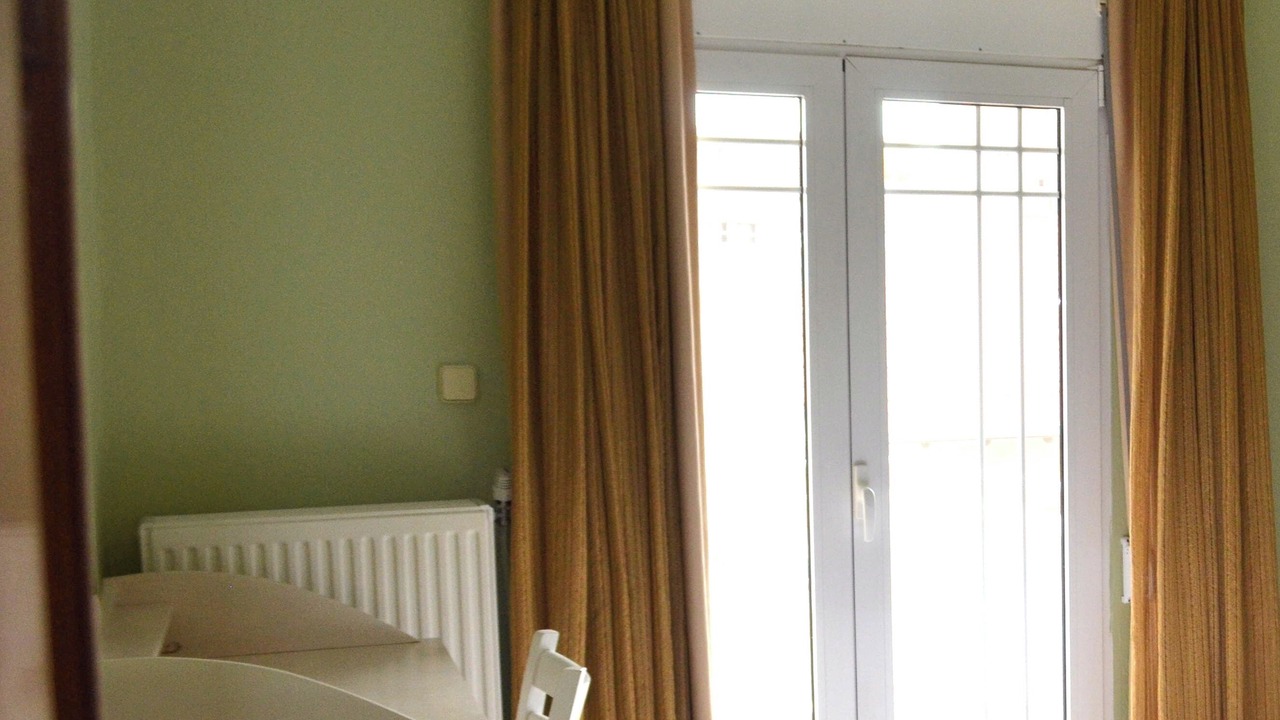 Photo of Bedroom in Drama