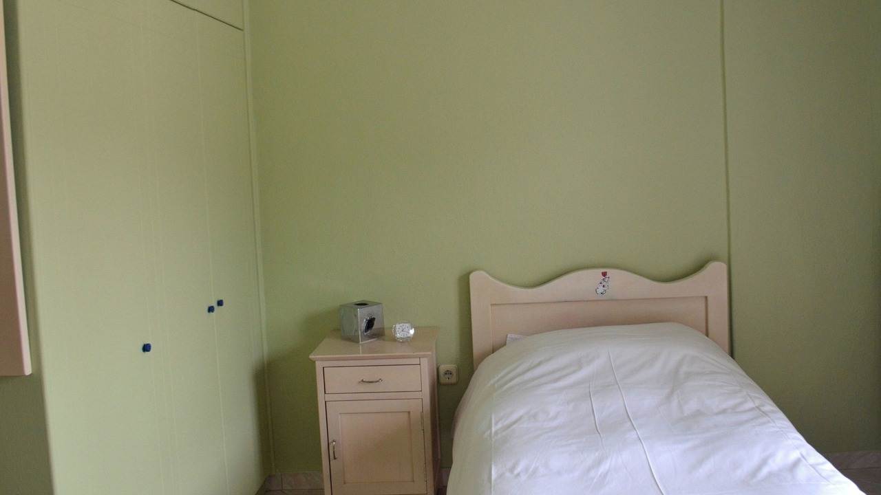 Photo of Bedroom in Drama