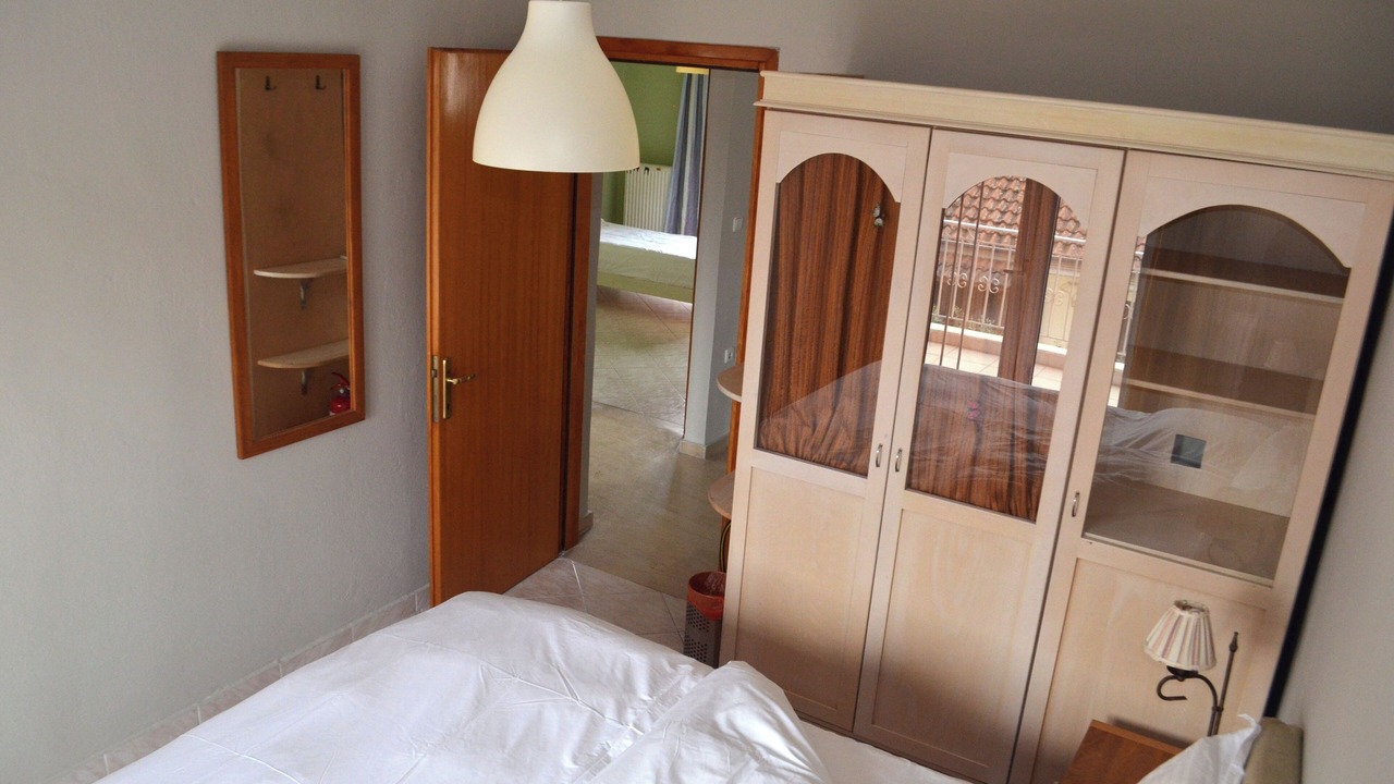 Photo of Bedroom in Drama