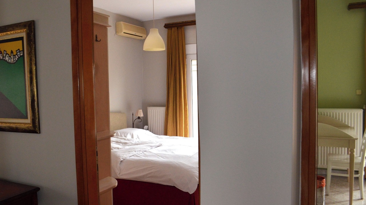 Photo of Bedroom in Drama