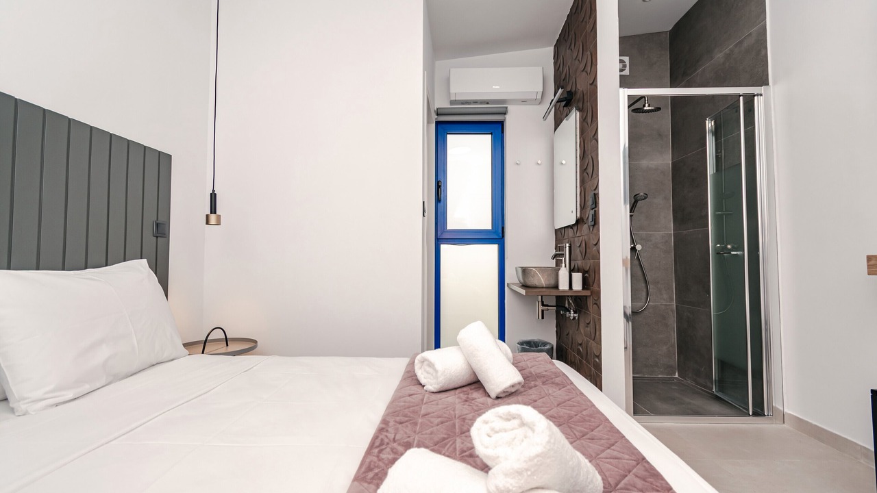 Photo of Bedroom in Vromonerion