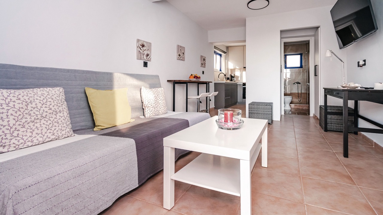 Photo of Livingroom in Vromonerion