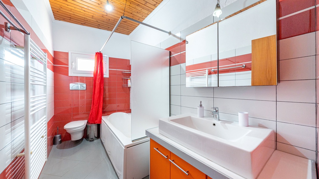 Photo of Bathroom in Kavos