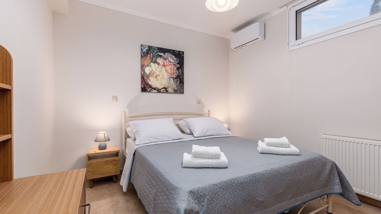 Photo of Bedroom in Potamos