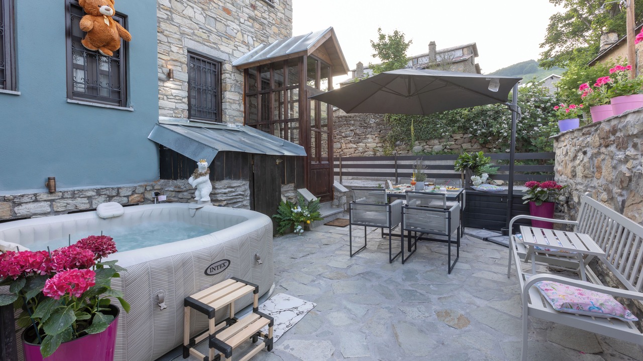 Photo of Patio Balcony in Nymfaio