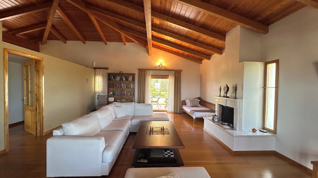Photo of Livingroom in Korithion