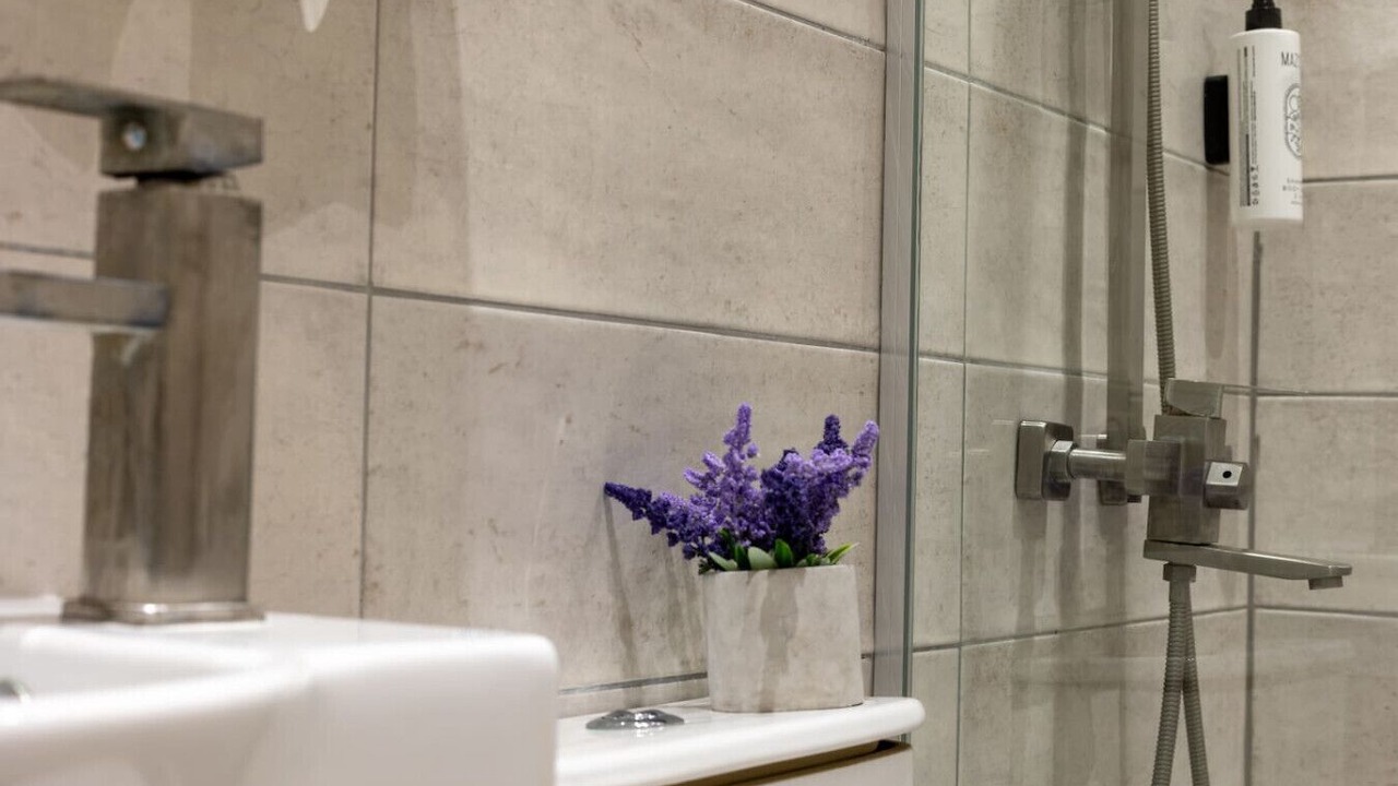 Photo of Bathroom in Ladadika