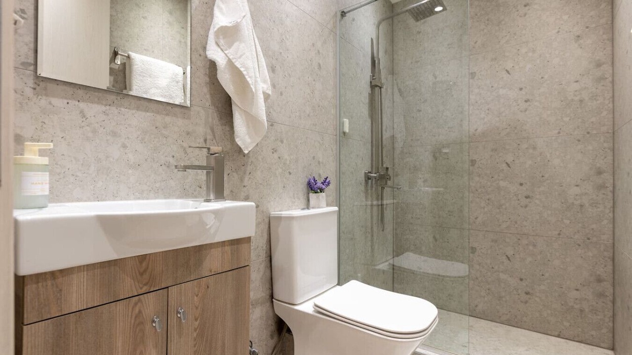 Photo of Bathroom in Ladadika