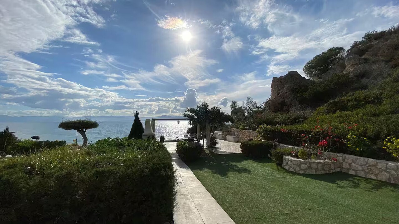 Photo of Outdoor in Limni Vouliagmenis