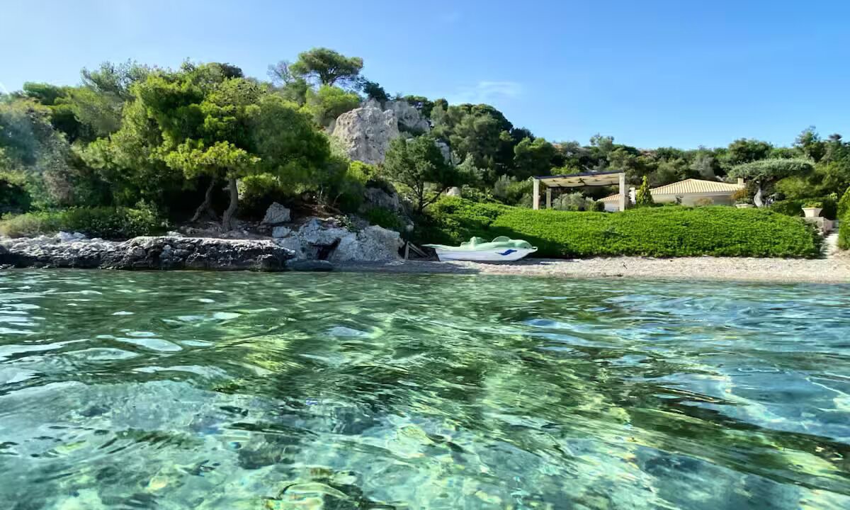 Photo of Others in Limni Vouliagmenis