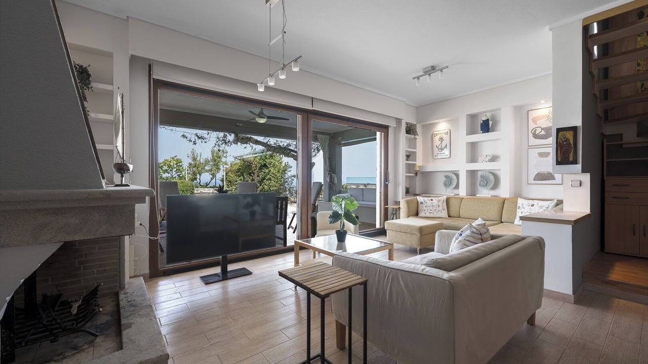Photo of Livingroom in Kassandra