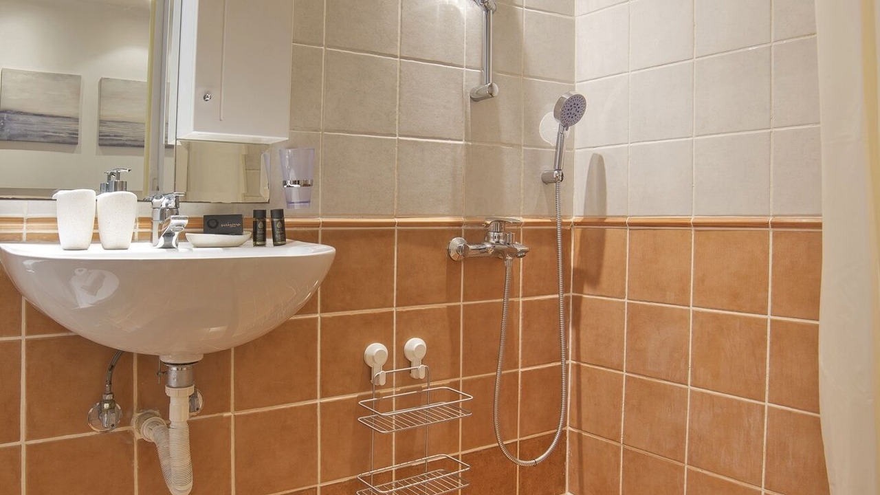 Photo of Bathroom in Plaka