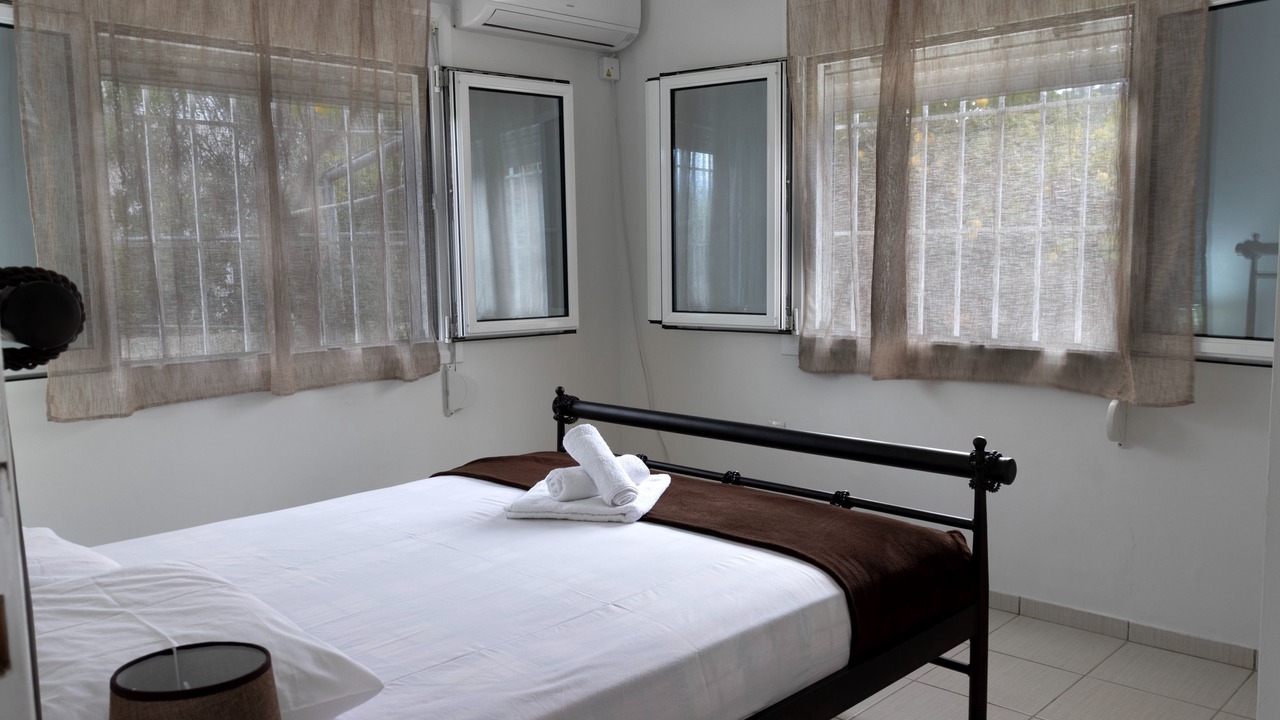 Photo of Bedroom in Kato Alepochori