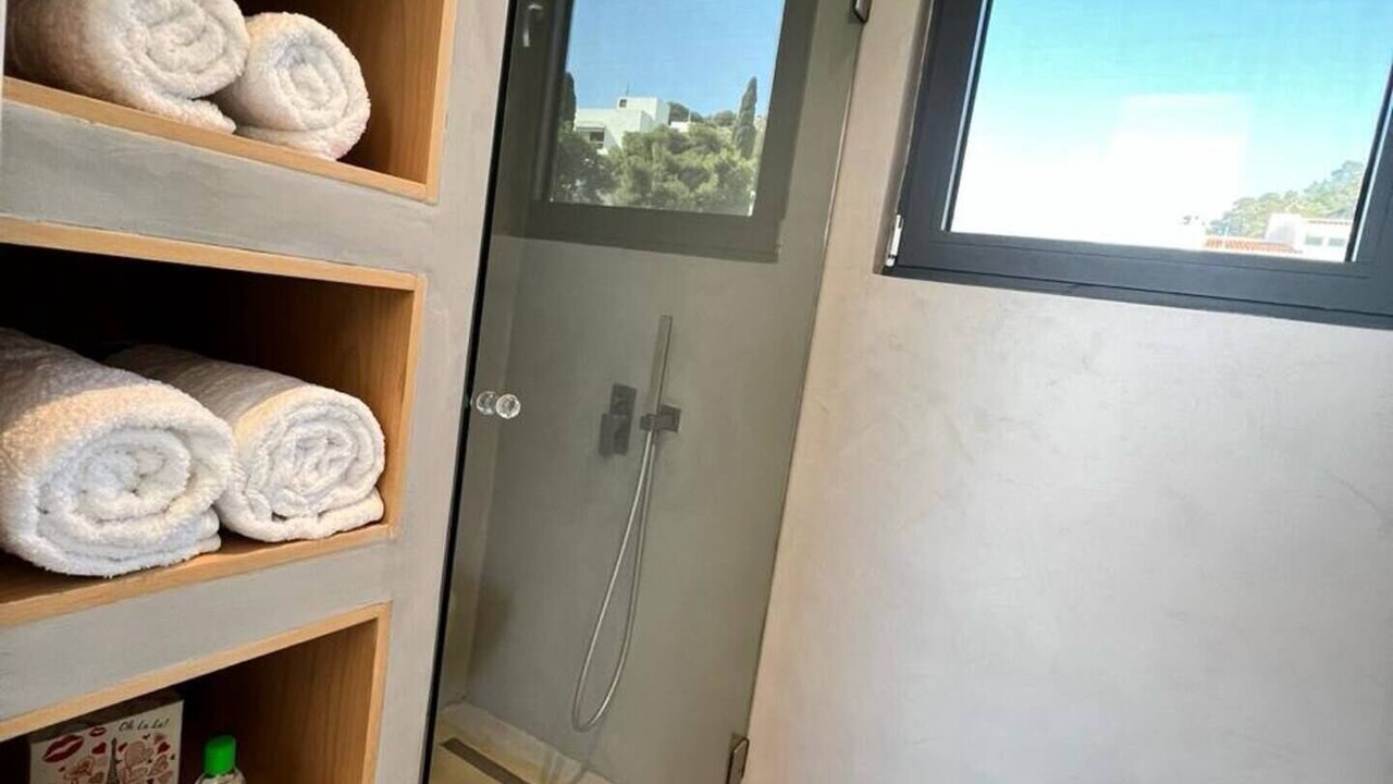 Photo of Bathroom in Vouliagmeni