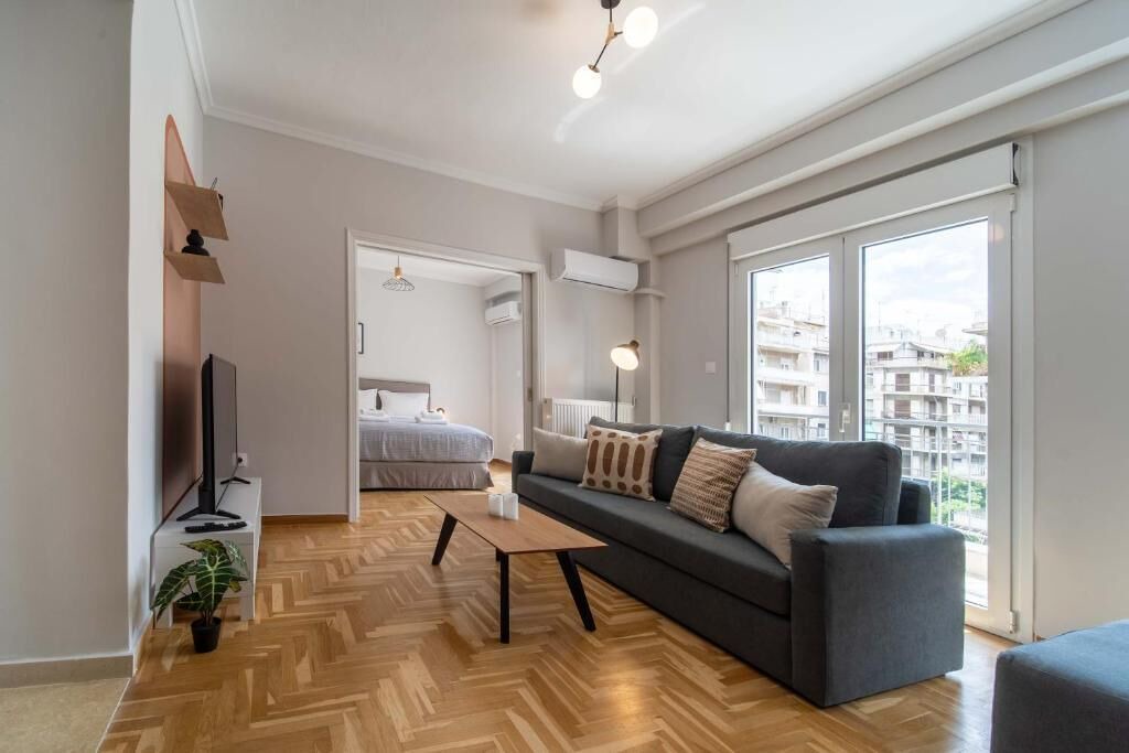 Photo of Livingroom in Platia Viktorias