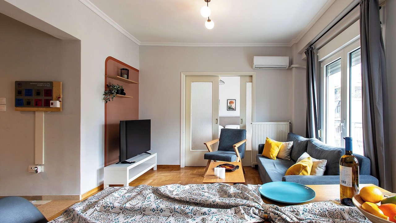 Photo of Livingroom in Platia Viktorias