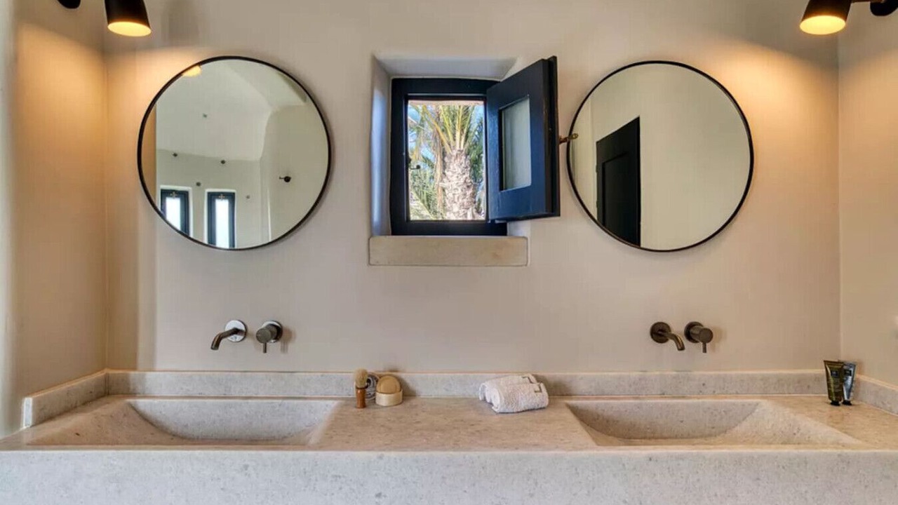 Photo of Bathroom in Paros