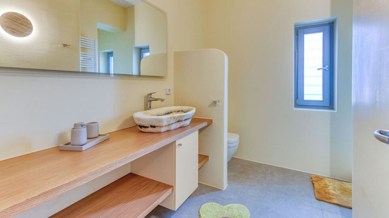 Photo of Bathroom in Ampelas