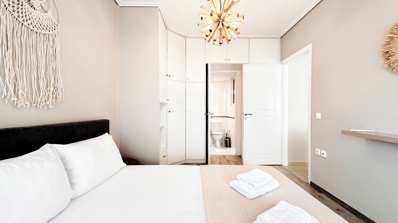Photo of Bedroom in Alimos