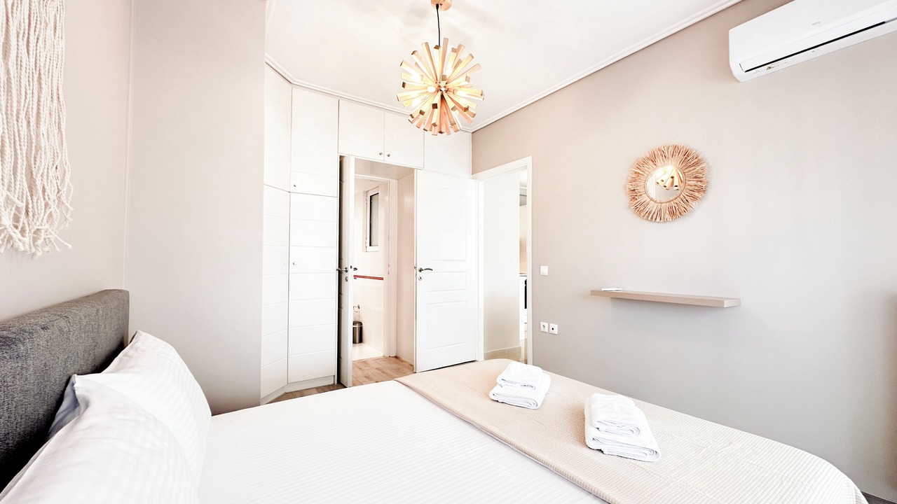 Photo of Bedroom in Alimos