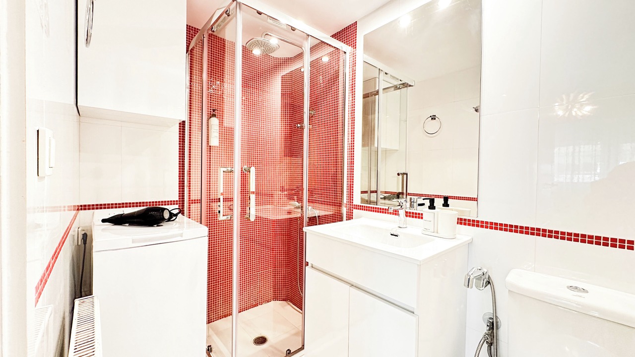 Photo of Bathroom in Alimos