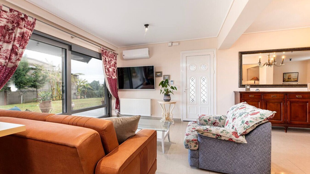 Photo of Livingroom in Psalidi