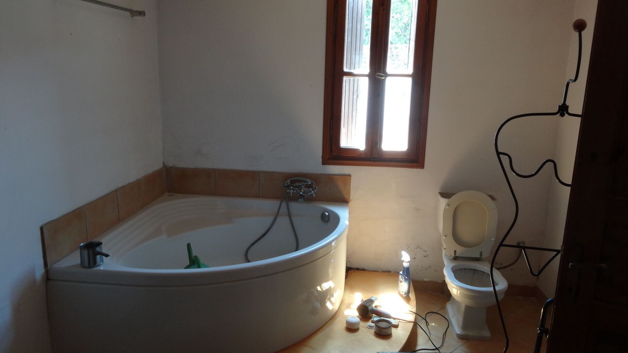 Photo of Bathroom in Amaniou