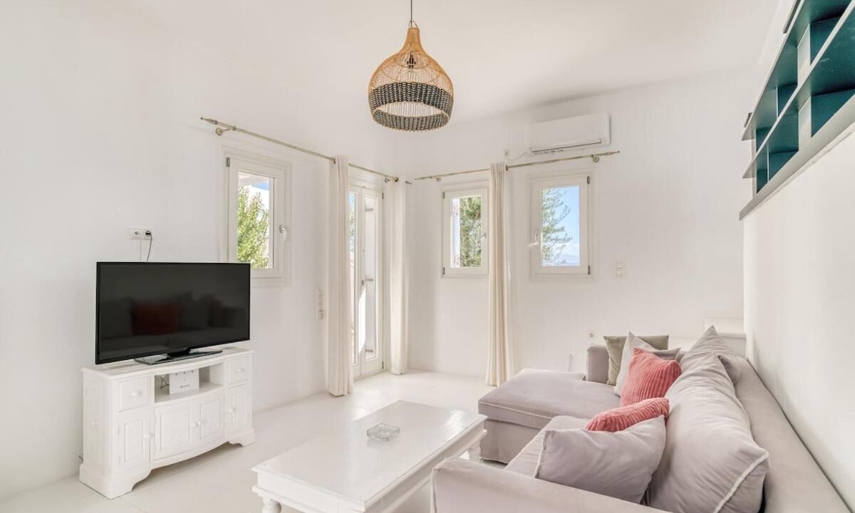 Photo of Livingroom in Ampelas