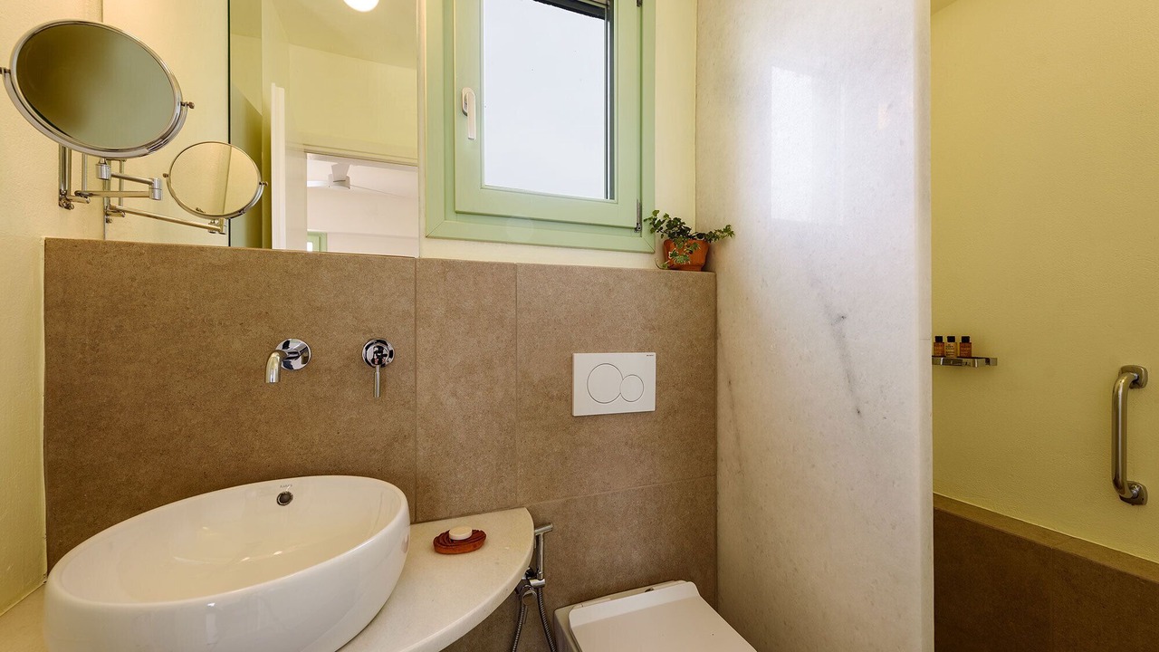 Photo of Bathroom in Naxos