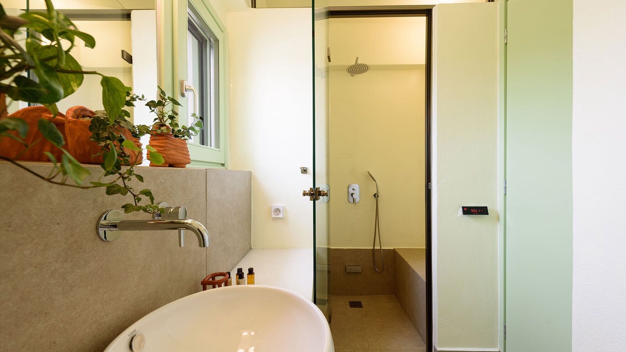 Photo of Bathroom in Naxos