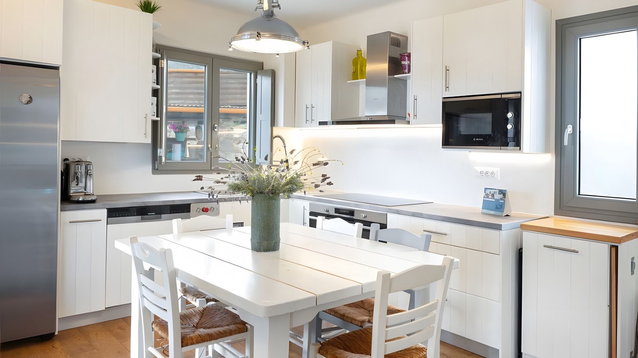 Photo of Kitchen in Milos