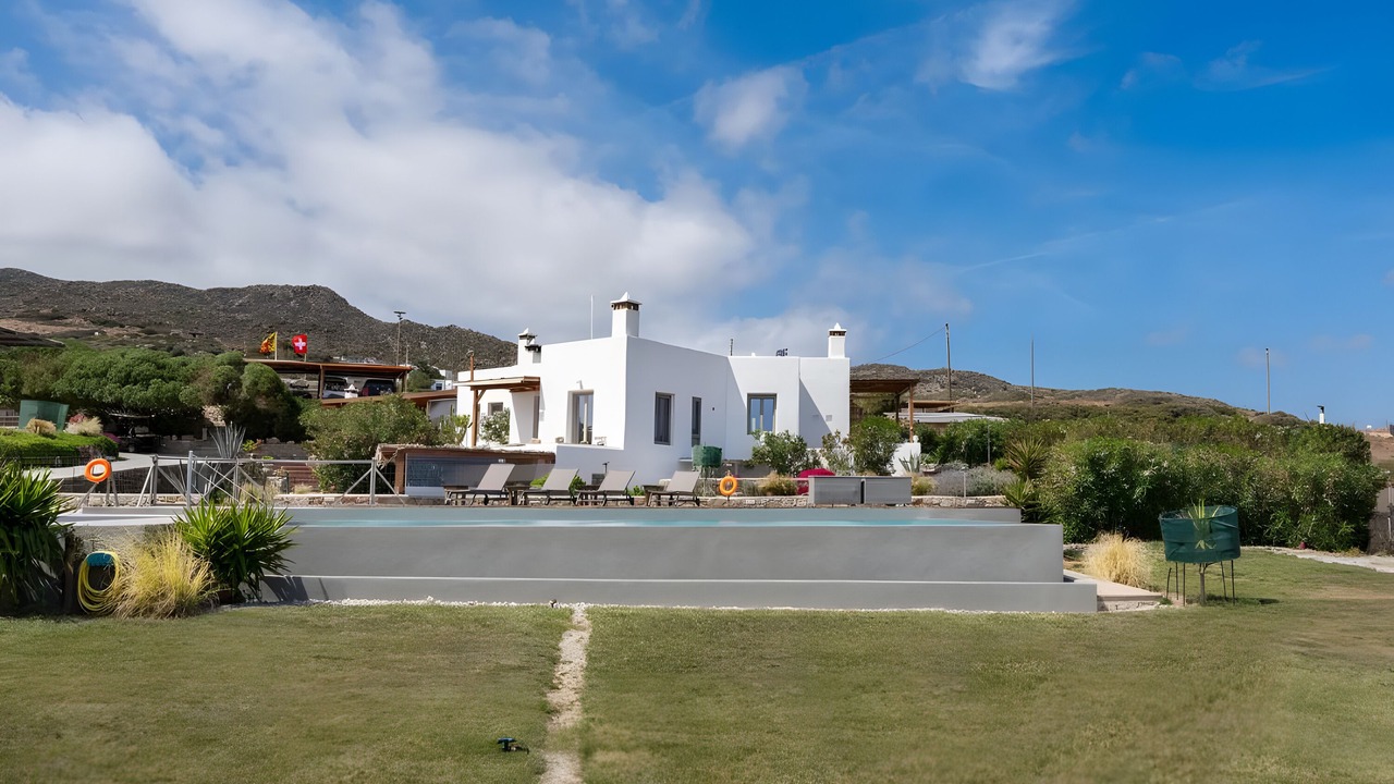 Photo of Outdoor in Milos