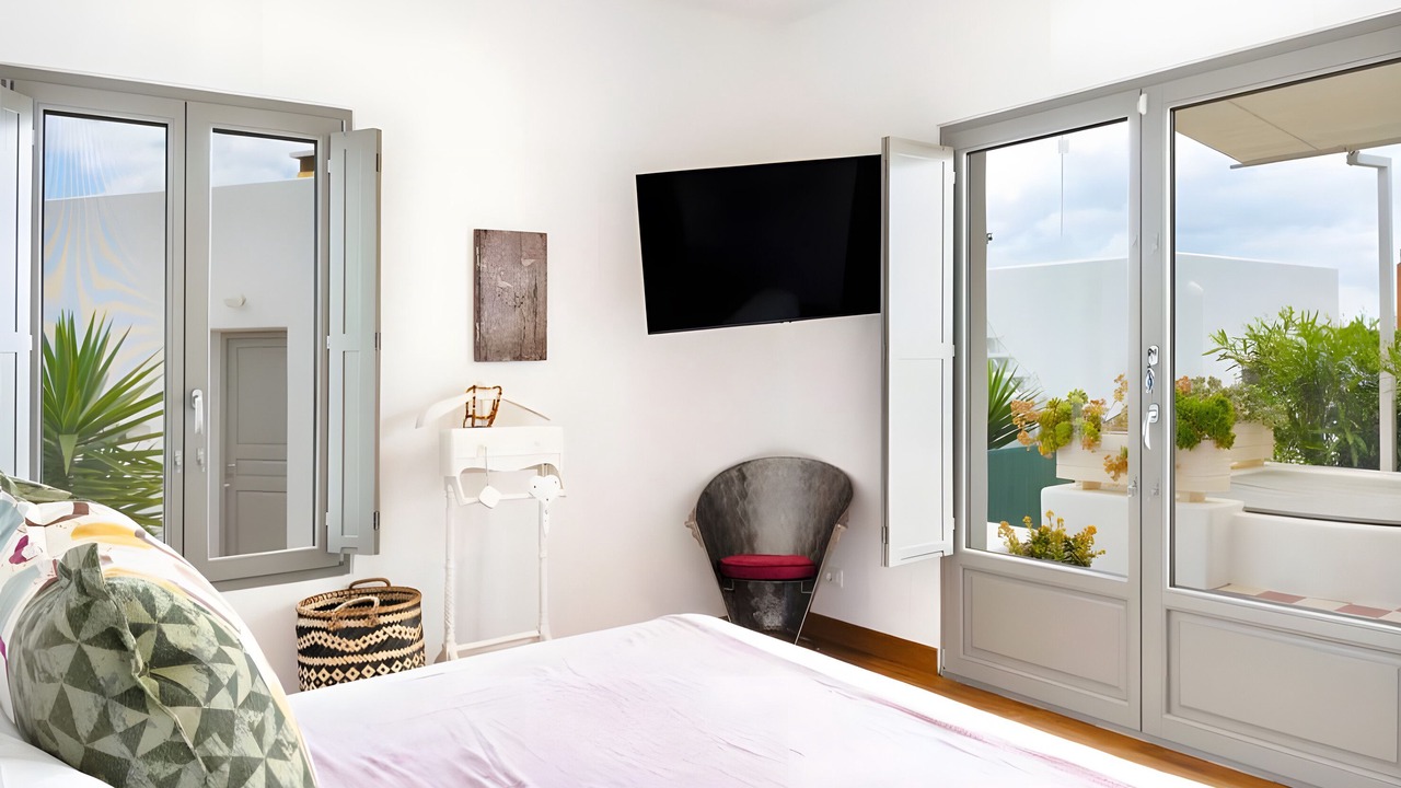 Photo of Bedroom in Milos