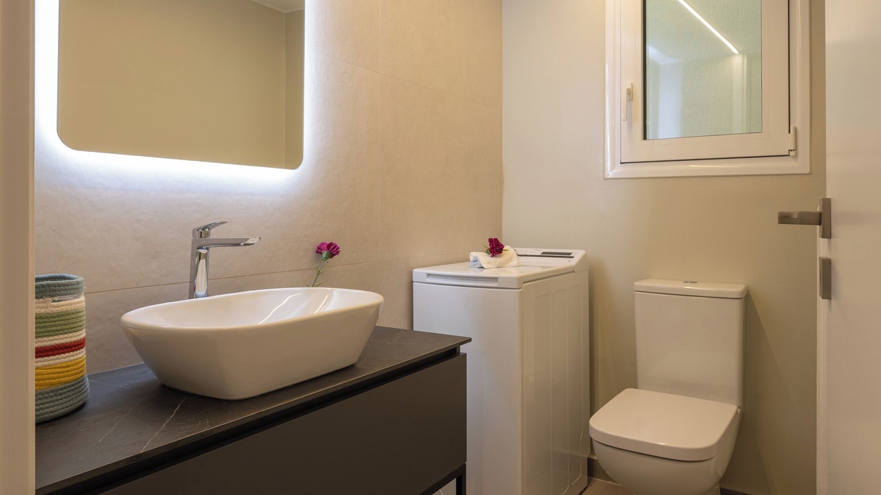 Photo of Bathroom in Plaka