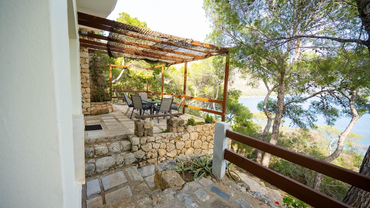 Photo of Outdoor in Loutraki-Agioi Theodoroi