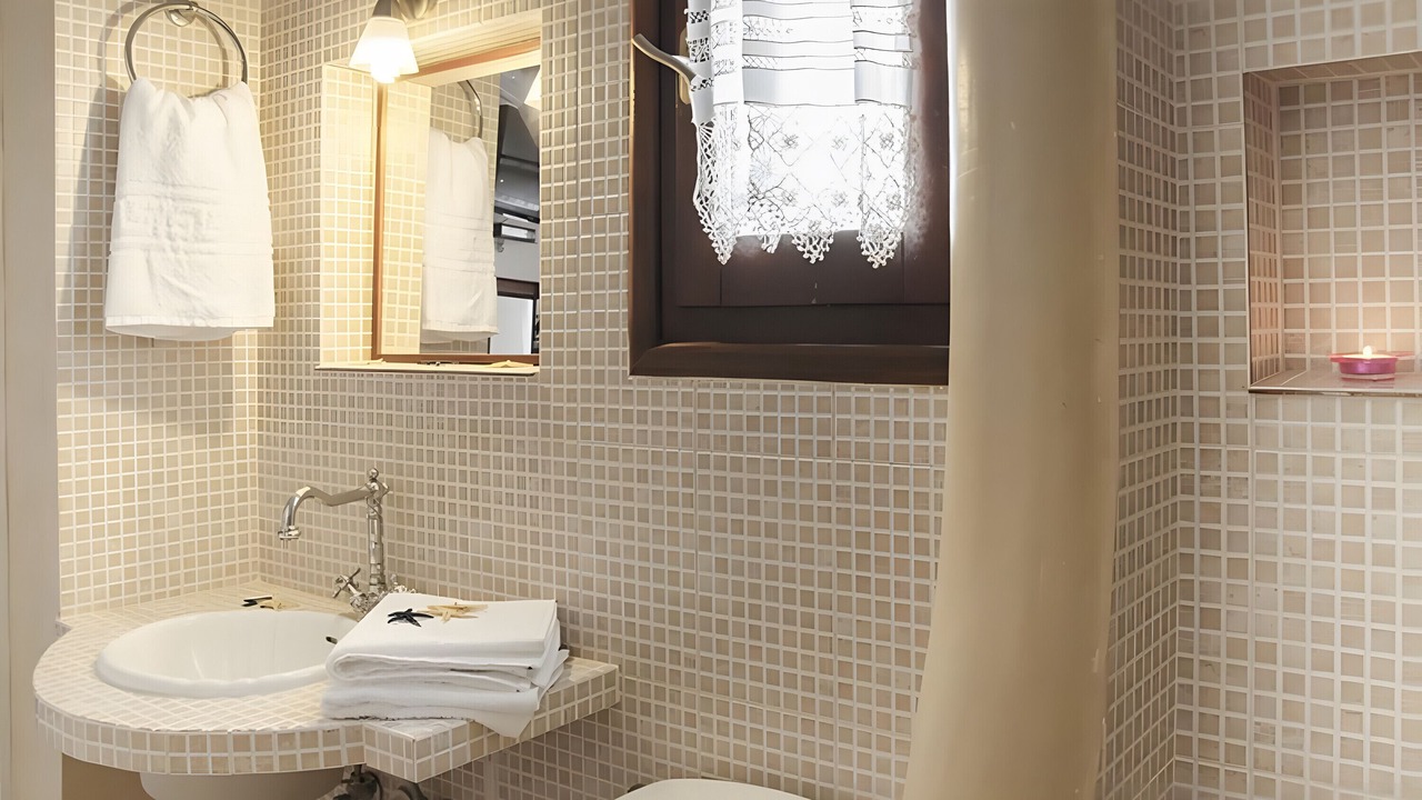 Photo of Bathroom in Pachena