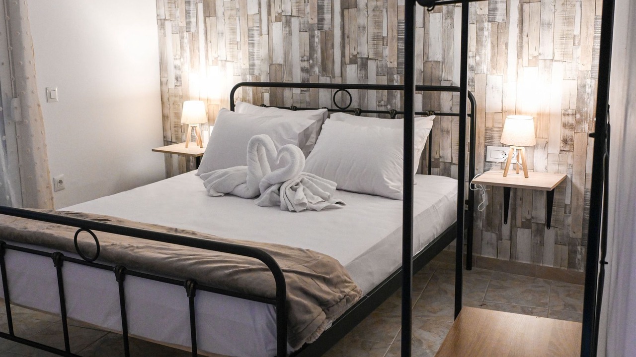Photo of Bedroom in Ialyssos