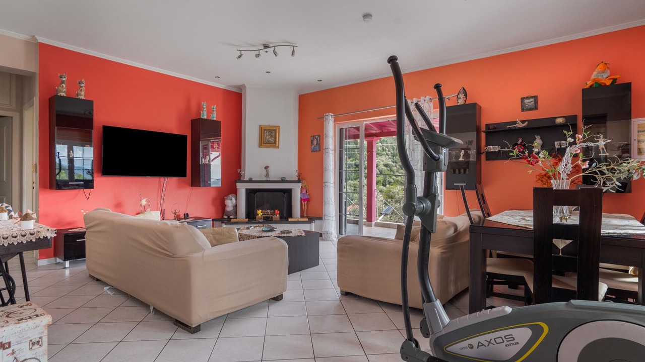 Photo of Livingroom in Sivros