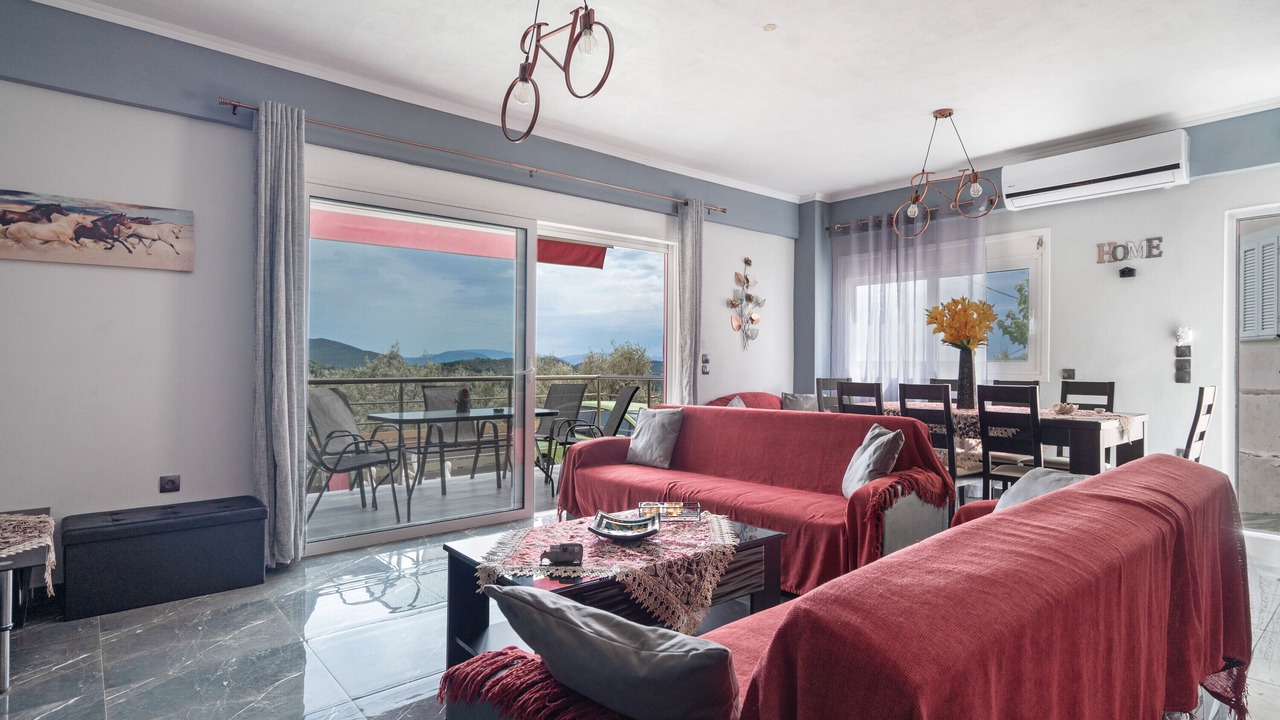Photo of Livingroom in Sivros