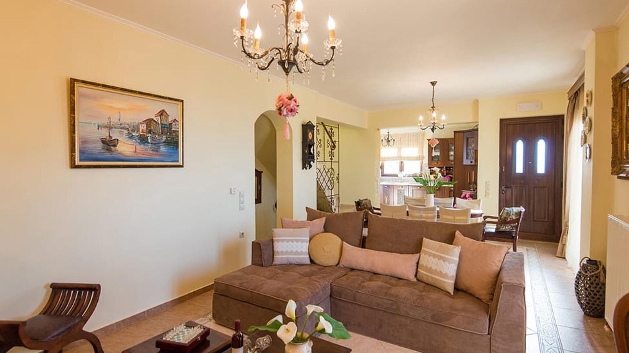 Photo of Livingroom in Roussospiti