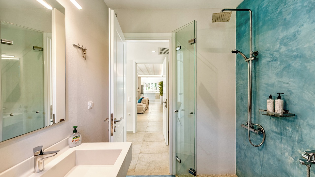Photo of Bathroom in Barbati
