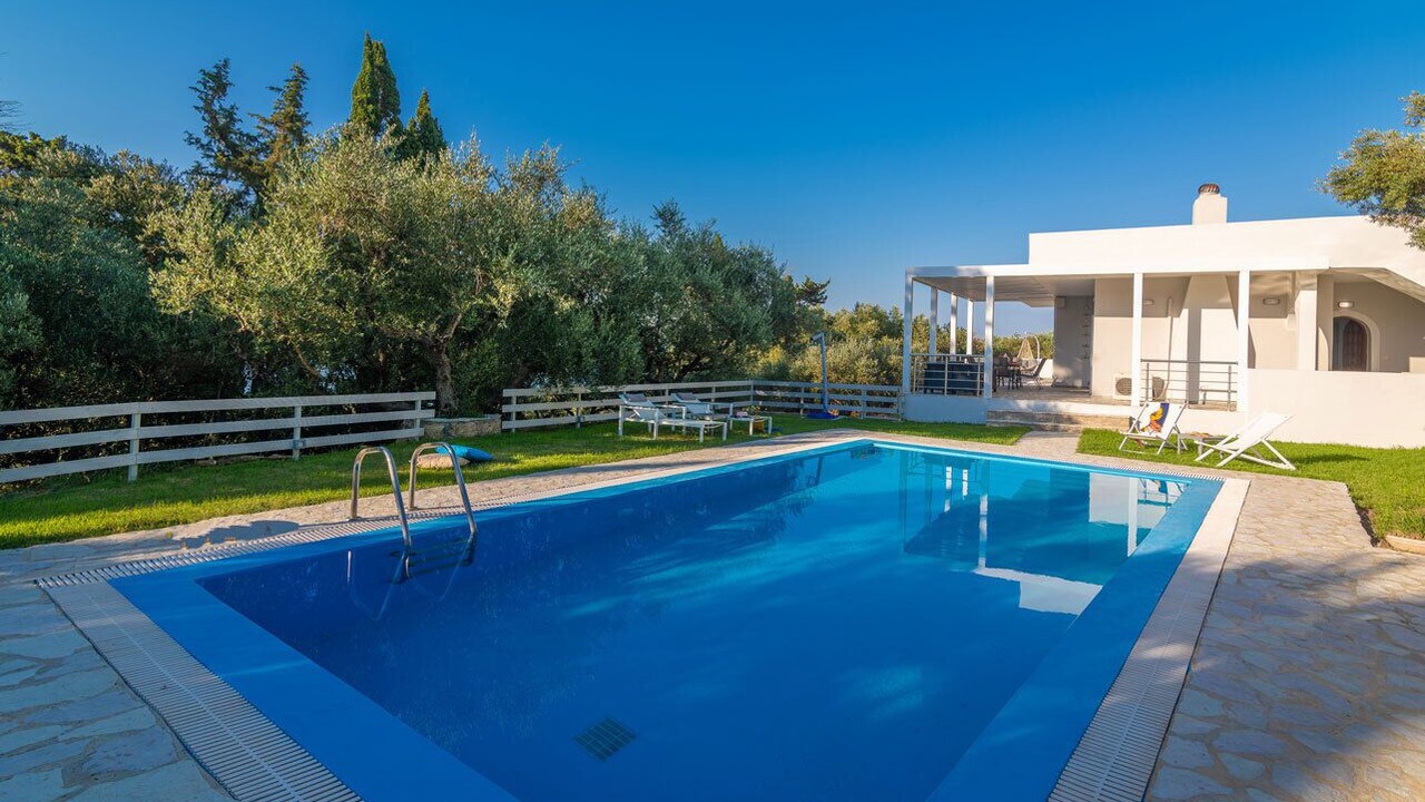 Photo of Outdoor in Alonia